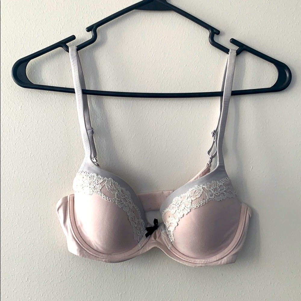 Body By Victoria Bra sz 32C